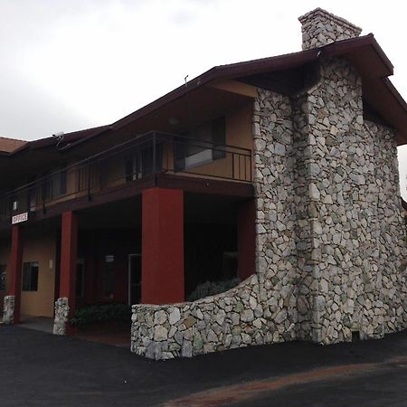 Hotel Salina Beaumont Ca Esterno foto