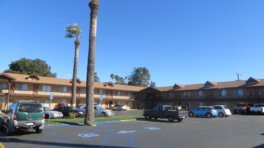 Hotel Salina Beaumont Ca Esterno foto